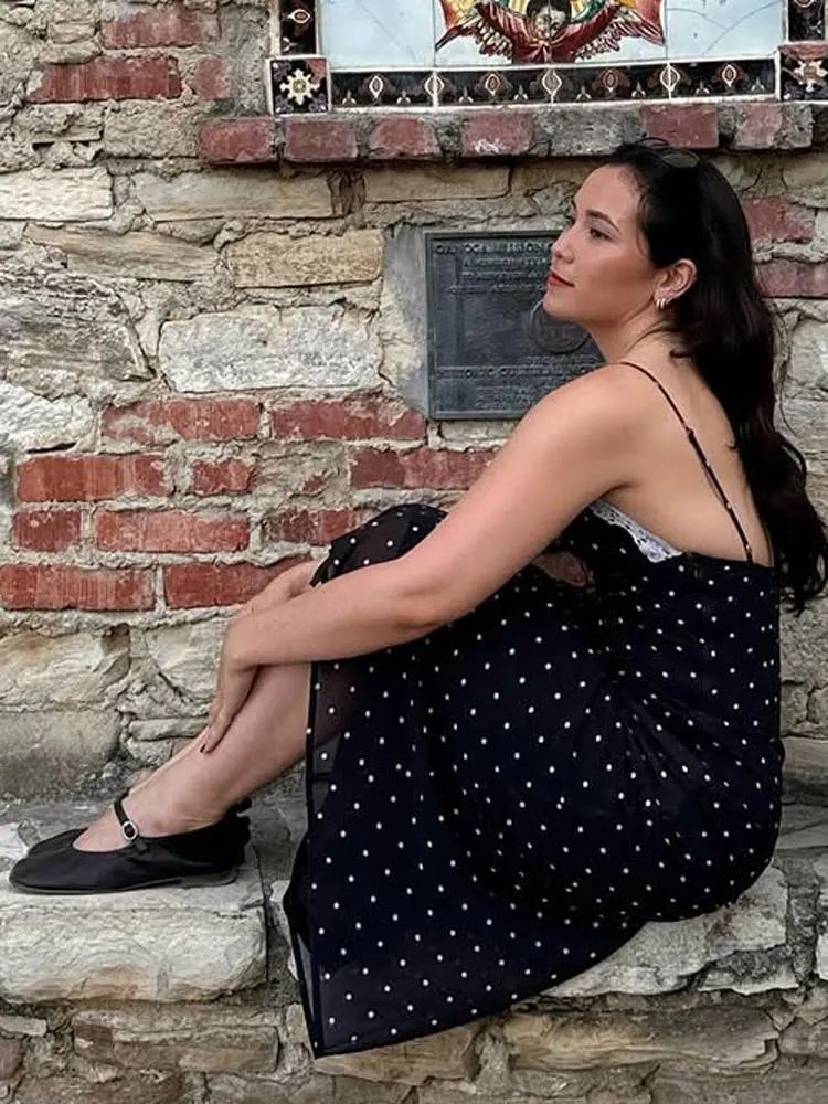 Tossy Lace V‑Neck Maxi Dress – Backless High‑Waist Party Dress